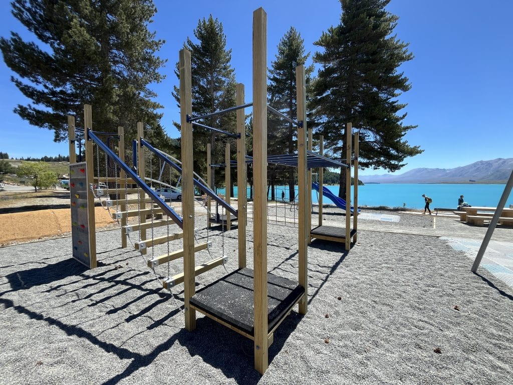 Mackenzie District Council - Lakeside Drive Playground